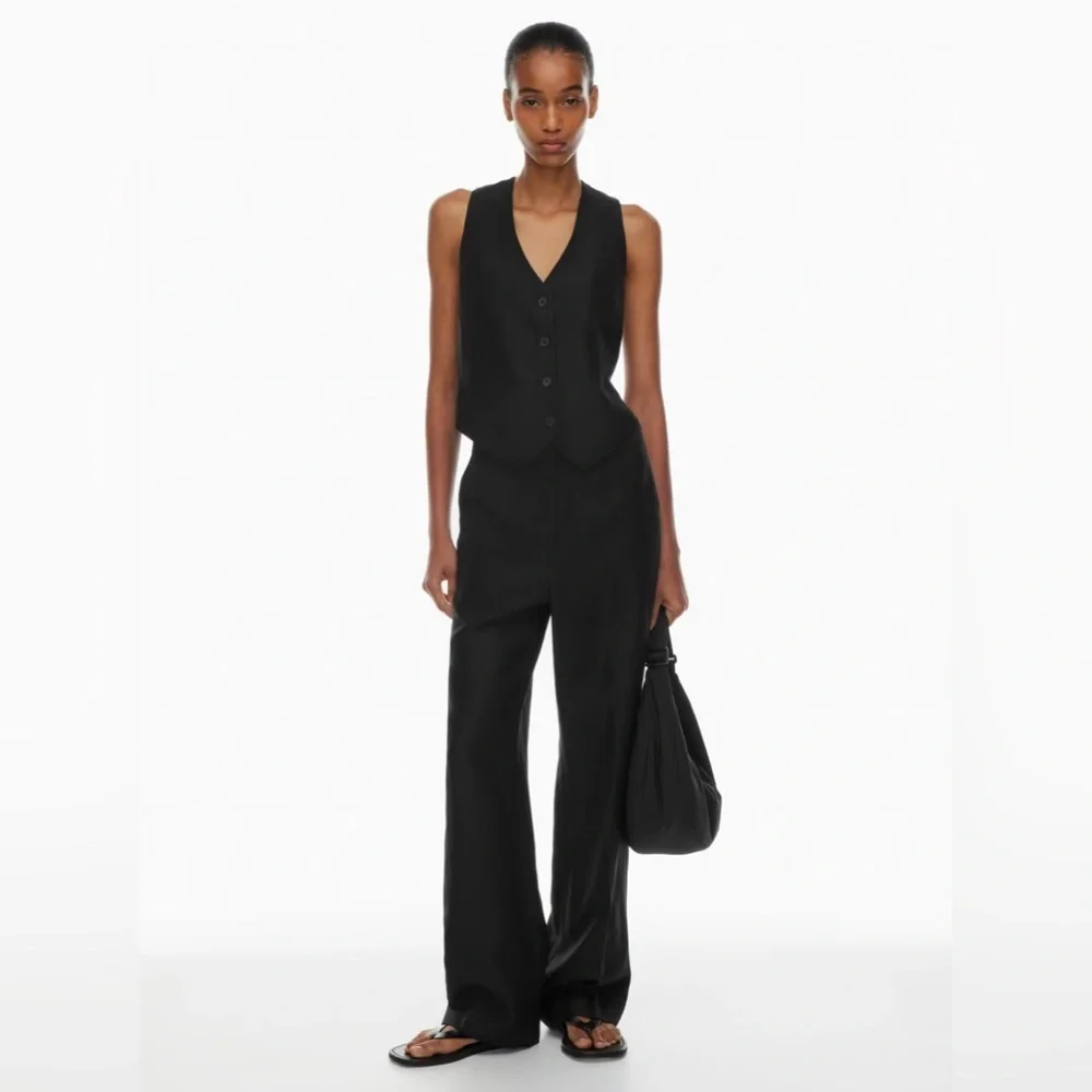 NWT Aritzia Babaton Agency Linen Pant Black Size 8 High-waisted straight leg